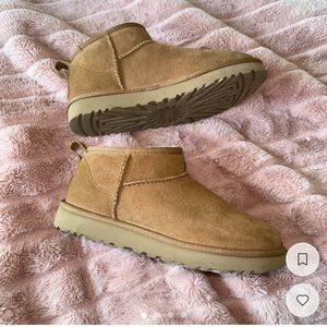UGG ultra mini